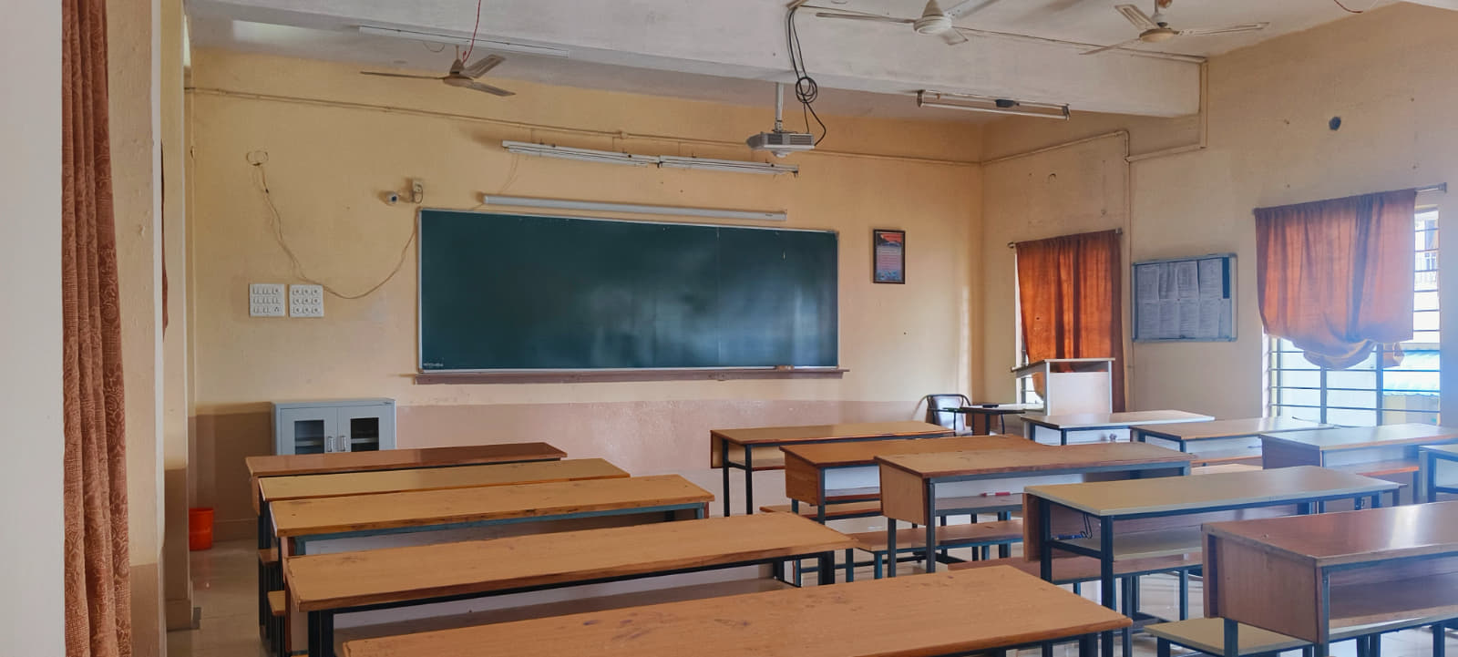 Sri Venkateswara Academic photo 1